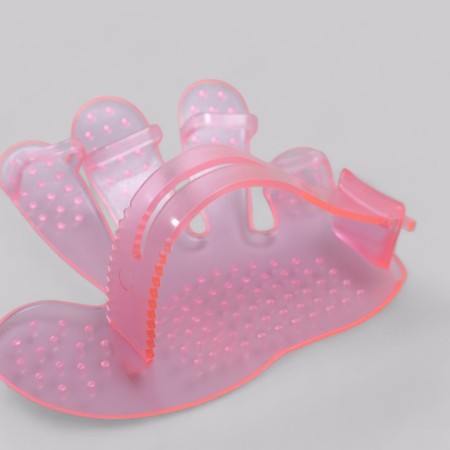Rubber massage brush on hand, pink-4