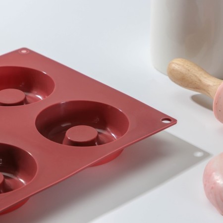 The form for baking the share of “sweets”, silicone, 29 × 17 cm, 6 cells, d = 6.8 cm, color mix-2