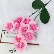 Artificial flowers 