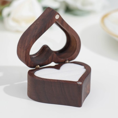 Casket for rings "heart", white pillow, dark tree-2