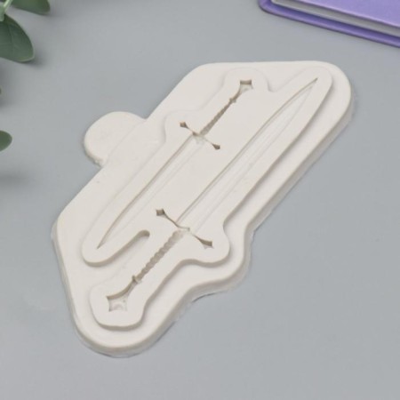 Mold Silicon "Knights Swords" 2 items 1x8x13.7 cm-1
