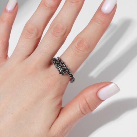The ring "tentacles", the color of black silver, dimensionless-2