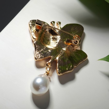 Brooch "Butterflies" steam, lilac-pink color in gold-1