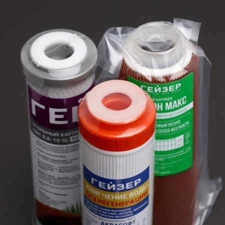 A set of replaceable cartridges for the geyser filter. Max ", for cleaning tough water-2