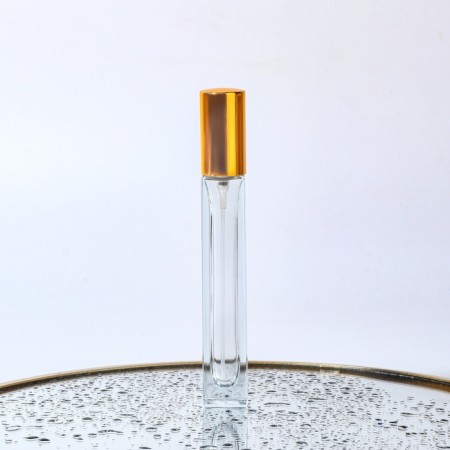 A bottle for storage, with a sprayer, 10 ml, golden color-1