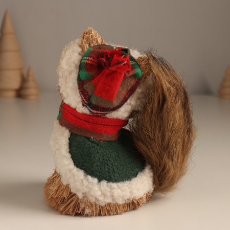 Decor "Raccoon in the winter clothes" 8x13x14 cm-2