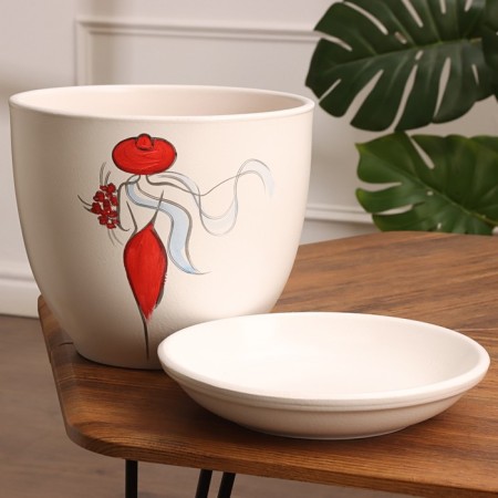 Flower pot "Girl in red" 6 l-1