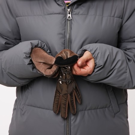 Gloves are female, dimensionless, with insulation, brown color-4