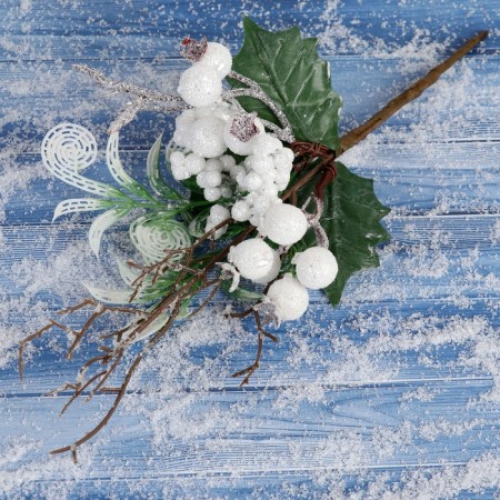 Decor "Winter charm" leaves white berries 22 cm
