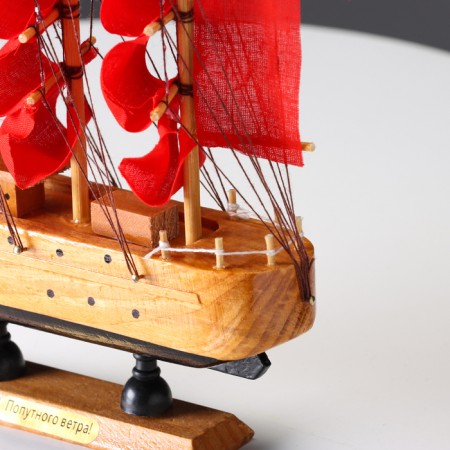 Souvenir small "Dacia" souvenir ship, light wood, red sails, 5 × 23 × 22 cm-2