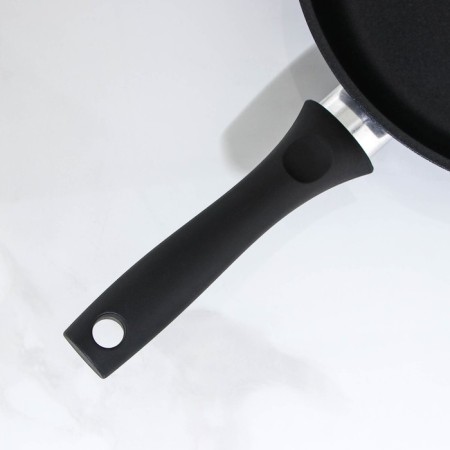 The “Tradition” pan, d = 26 cm, plastic handle, anti -stick coating, black color-3