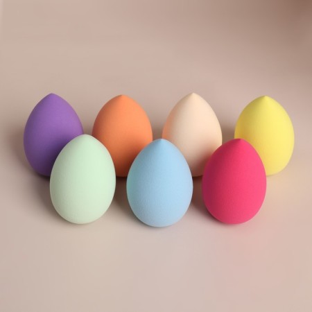 Makeup sponge in the “drop” case, 6 × 4 cm, increases when getting wet, the color of mix-10