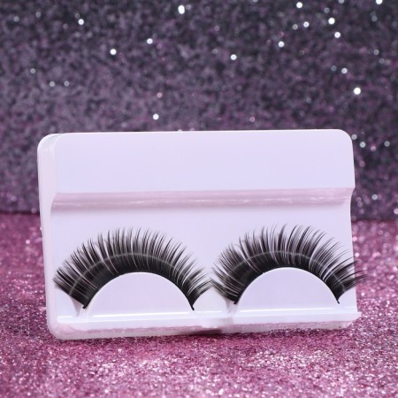 Eyelashes overhead "view", without glue, mix effect-1