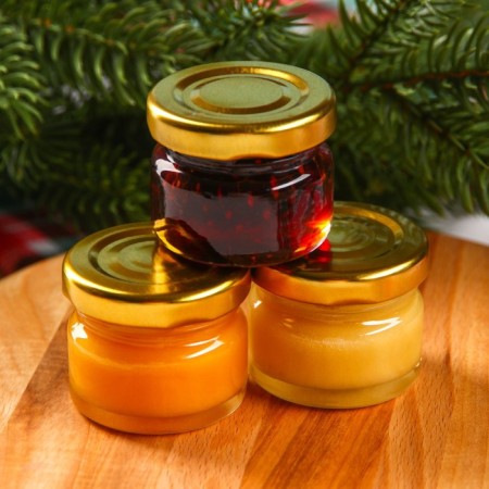 Set of "bright holidays": 2 cream-media and jam with cones of 30 g.-1