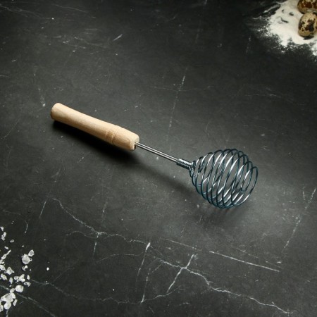 Vennese for whipping with a wooden handle "Shar", 26 cm