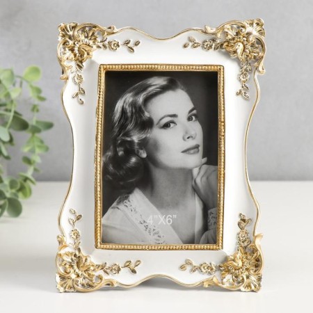 Photo frame Polystone 10x15 cm "Elegy" White with golden corners 21x16 cm