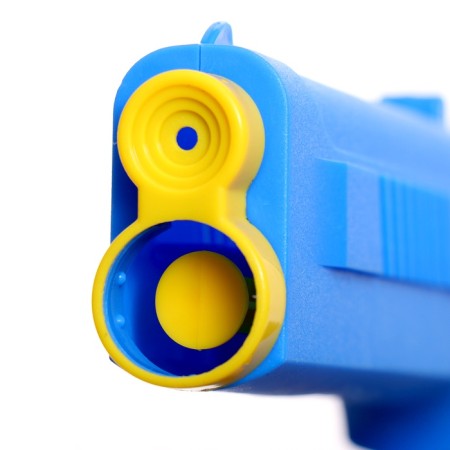 A gun with a target, shoots suckers and balls-5
