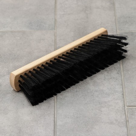 Shcheste for sweeping the floor, with Euro -cutting, 28 × 5 × 1.6 cm, 80 bundles, beech, synthetic bristles-3