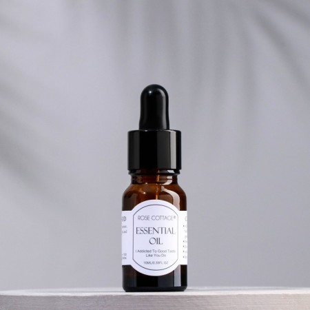 Aromatic oil with a convenient dispenser "Rose Cottage Aroma", 10 ml, vanilla-1