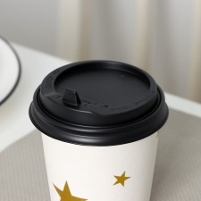 Plastic disposable lid for a black glass, with a valve, d = 8 cm