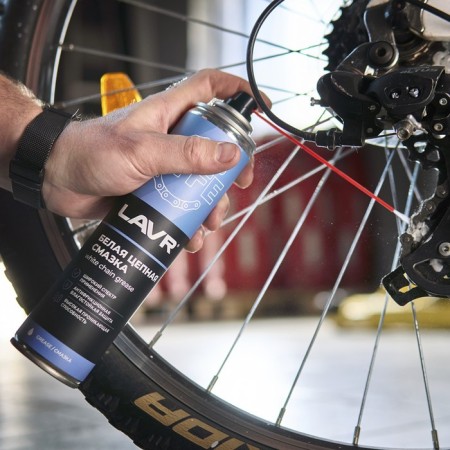 Lavr lubricant is white, with PTFE, 400 ml, Aerosol LN1741-6