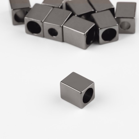 Tip for a cord, d = 4 mm, 10 × 7 × 8 mm, 10 pcs, black nickel color