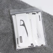 Tooth thread in a plastic holder, individual packaging, involuntary, set of 15 pcs.