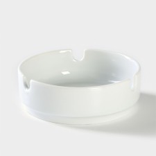 Porcelain ashtrays 