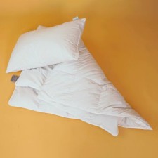 Baby pillow is low, size 40x60 cm, color mix