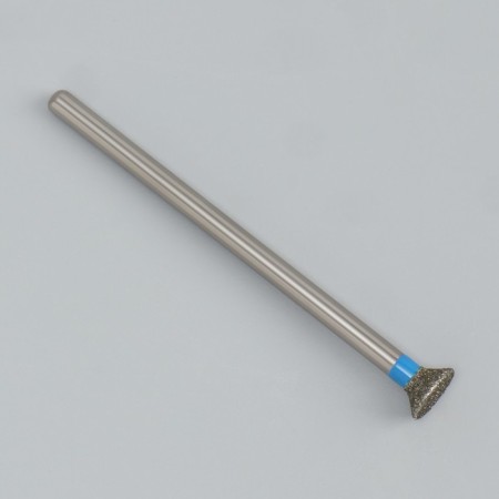 Diamond cutzes for manicure "reverse cone", medium grain, 5.5 × 3 mm, in a plastic case-3