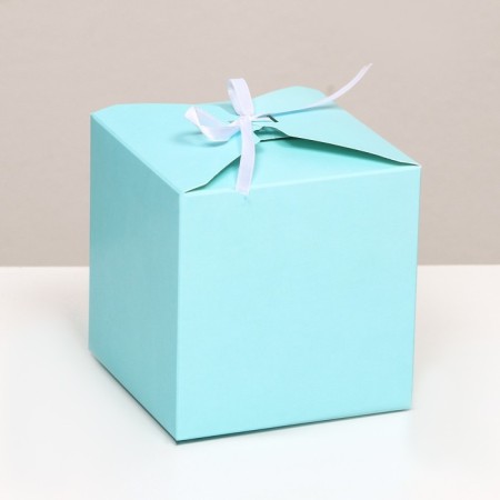 The box is folding, square, blue, 12 x 12 x 12 cm,