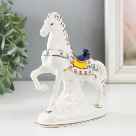Souvenir Ceramics "Horse with Popona" Rhil-1