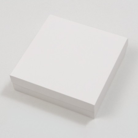 The box is folding, the lid is, white, 23 x 23 x 6.5 cm-1
