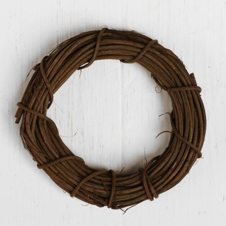 Dry vine, brown color