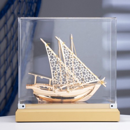 Souvenir ship on the stand sailboat 21cm