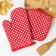 Kitchen set 2 grasps of the “peas” shares, a bag 17x17 cm, mitten 26x16 cm, 100% p/e