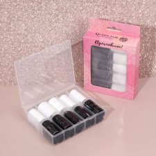 A set of translation foil for the design of the nails 