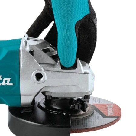 Corner grinder Makita GA7082, 2700 W, 180 mm, 8500 rpm, dissolving the clutch-1