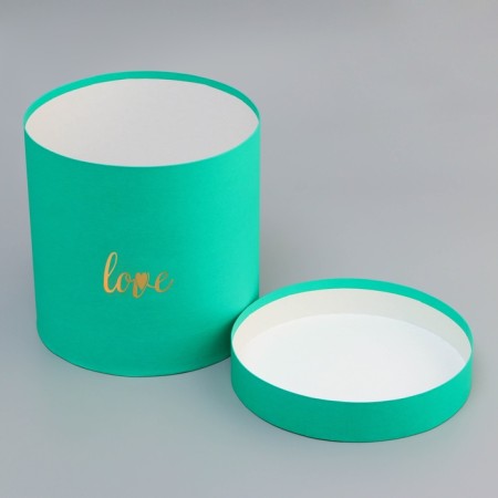 Gift box, with embossing "Love", green 21*21*21*cm-5