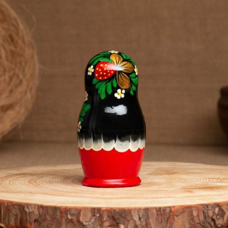 Nesting doll "strawberries", black scarf, 3 puppet, 10 cm-3