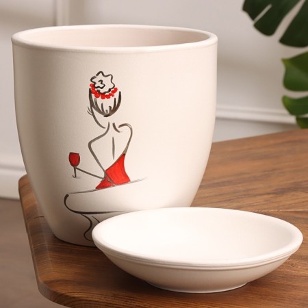 Flower pot "Girl" 3.5 l-1