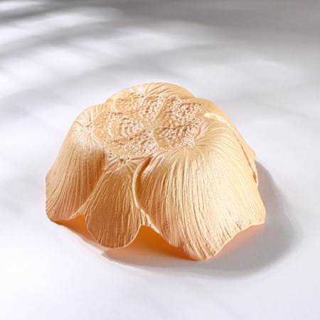 Serving dish "pink lotus", d = 16 cm-2