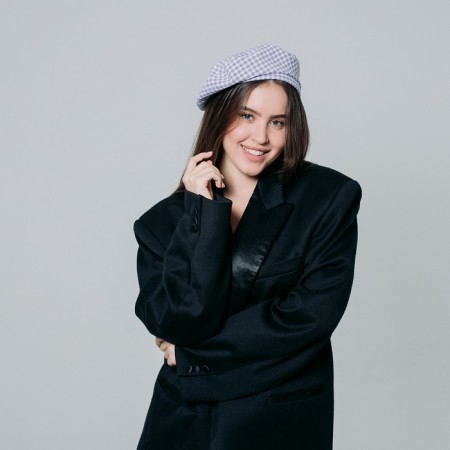 Takes into a cage, gray color, rr 56cm-9