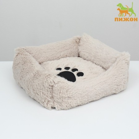 Stear with a pillow, fur, satin, perioteum, 45 x 45 x 15 cm, beige