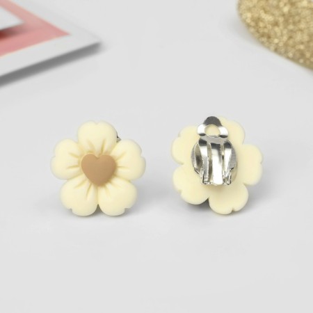 Clips children's "chosen" flower with a heart, color beige-brown-2