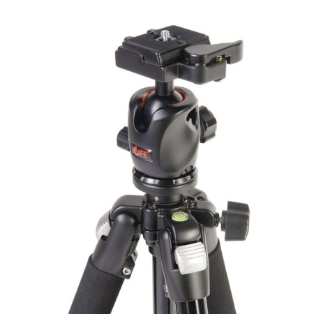 The tripod Falcon Eyes Silver Line 514 BHR-3