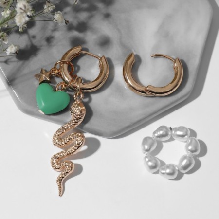Earrings with the removable element of the "transformer" snake, the color is white-green in gold-1