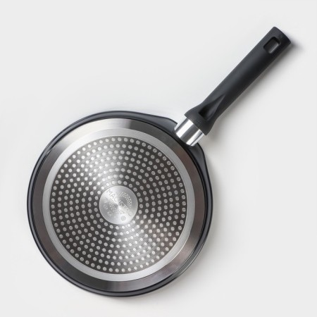 Pancake magistro Warrior, d = 24 cm, h = 1.6 cm, anti -stick coating, induction-5