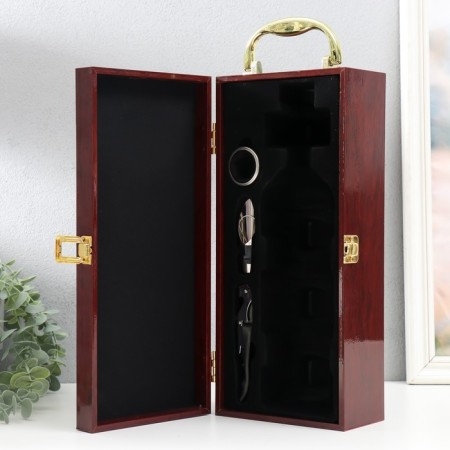 Casket Wood for a bottle "Corona - Crown and Leo" Red tree 3 objects 15x11x35 cm-5