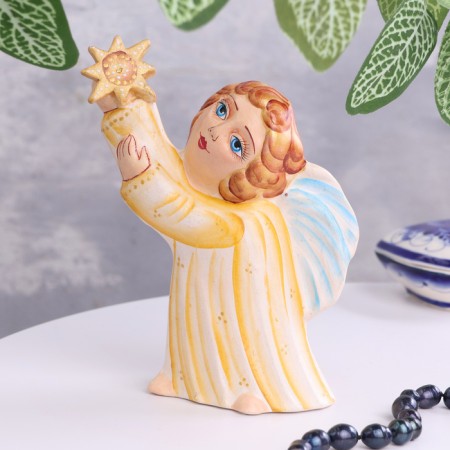 Souvenir "Angel with a star", 14.5 cm, Mayolik